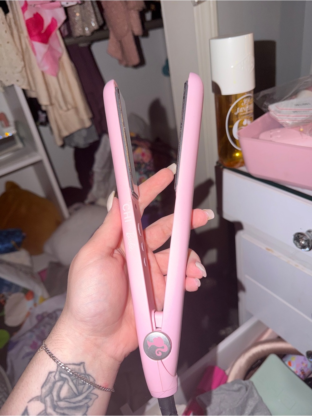 ghd Pink Mini Flat Iron Travel Hair Straightener
